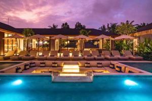 Emery Gorgeous 6 BR Private Pool Villa ZN293