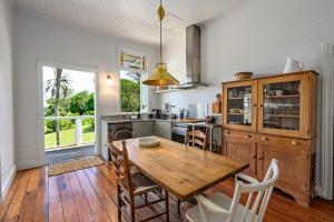 Hinterland Retreat l Fire Pit Scenic Views l Nova Escapes