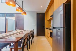 Resvara F25 - 3BR Private Pool Villa in Ciputra