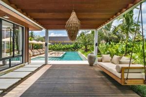 Emery Gorgeous 6 BR Private Pool Villa ZN293