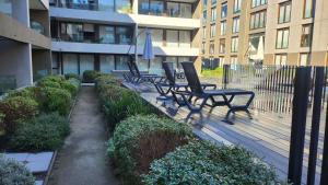 Studios Espacio Huerfanos