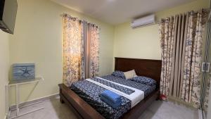 Our Cozy Home, Wi-Fi, AC, Parking, Near Beaches and Attractions in quiet area