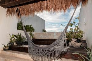 Bajo Cielo, Jungle-View Terrace with Private Pool