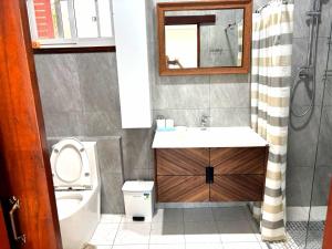 Relife apartments Большая квартира с панорамным видом на горы на Най Харне