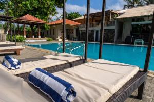 The Youth Hostel - Its a Youth Fame