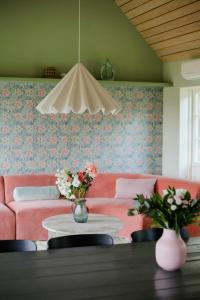 Charming Coastal House With Yoga Studio And Stream