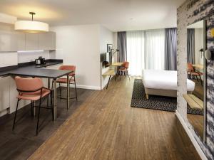 Aparthotel Adagio London Sutton Point