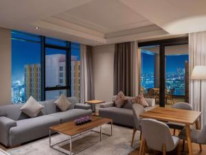 Movenpick Living Istanbul West