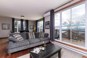 Condo 120B, Hot Tub, Panoramic Views & Game Area