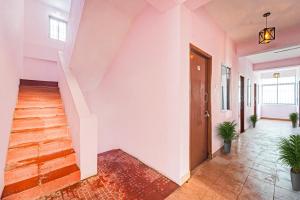 Hotel O Karapakkam, Chennai