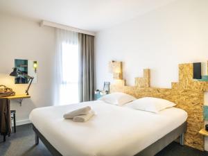 greet Hotel Rennes Pace