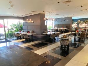 The hotel residences at Acqua