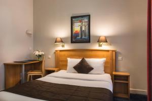 Hotels Hotel Corona -Rodier- : photos des chambres