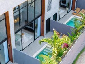 Elourea Townhouse 2BR Villas by Balangan Beach