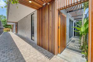 Elourea Townhouse 2BR Villas by Balangan Beach