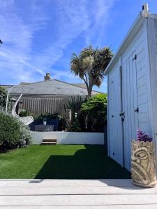 Boho Bali-style Beach House near Fistral