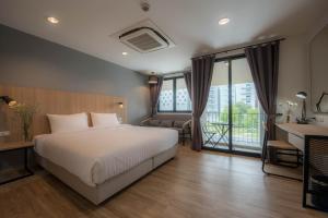 Deluxe Có ban công (Balcony Deluxe)