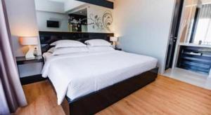 Grand Darmo Suite by AMITHYA