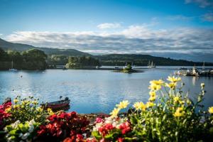 Glengarriff Harbour Cottages, Glengarriff, Co. Cork, Ireland.