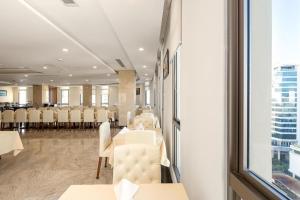 Tamarind Danang Beach Hotel