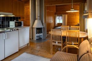 Jeris Lakeside Resort