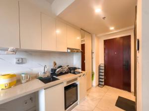Beranda Studio Apartment at Sky House Alam Sutera
