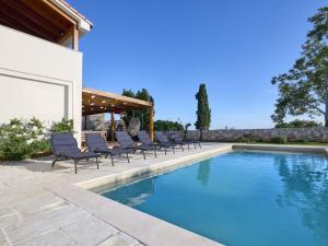 Villa in Mar ana with swimming pool