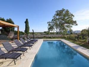 Villa in Mar ana with swimming pool