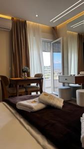 ILLYRIAN HOLDING Apart Hotel