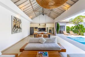 Villa Anakula 3 by Pertama Management