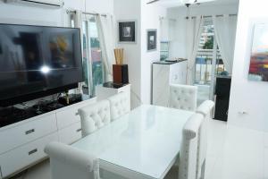 One Bedroom Condominium at Kandi Tower 1