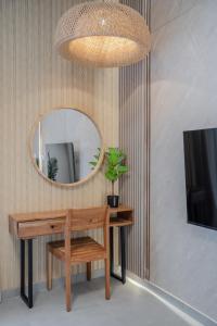 2BR Tree House in AlJada by Arada - 3WC- Workstation