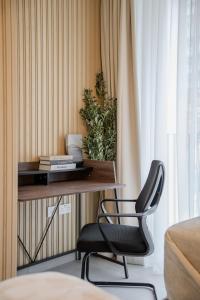 2BR Tree House in AlJada by Arada - 3WC- Workstation