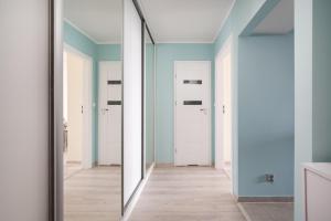 Solec Powiśle Comfort Apartment by BookingHost