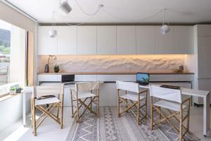 Smartly Designed Flat with Balcony & Parking by Flat Mаnаger