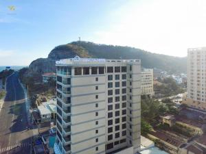 Golden Era Hotel (Vung Tau RIVA Hotel)