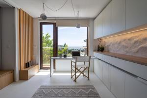 Smartly Designed Flat with Balcony & Parking by Flat Mаnаger