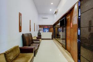 Capital O 77295 Hotel Bansidhar Bhuvan