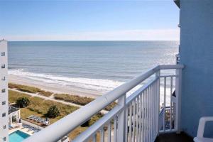 Oceanfront Bliss Bright Blue Condo with Balcony HSS 9th Floor