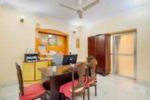 Hotel O The Nandinis Guest House