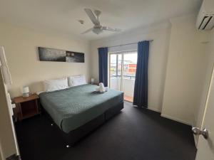 Cairns Queens Court