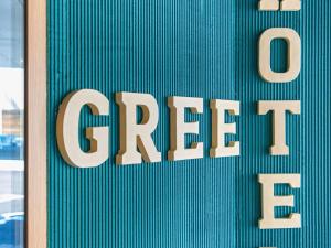 greet hotel Salon de Provence