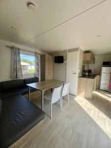 Mobil home spacieux 5 personnes à 15 min de Concarneau