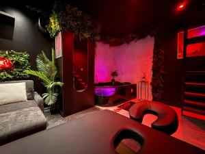 Velvet room balneo