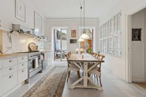 Spacious apartment in the heart of Copenhagen with balcony