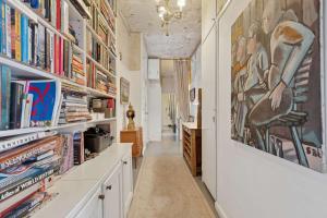 Spacious apartment in the heart of Copenhagen with balcony