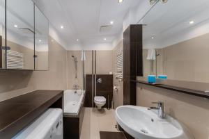 Cracow Home Harmony Apartment by BookingHost