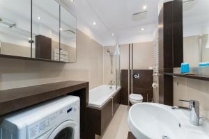 Cracow Home Harmony Apartment by BookingHost