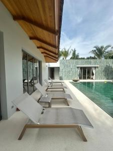 Anchan Tropicana By Ere