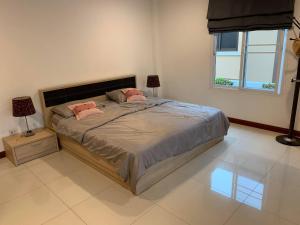 Mountain Retreat in Nong Kae, Thailand - Perfect for Families